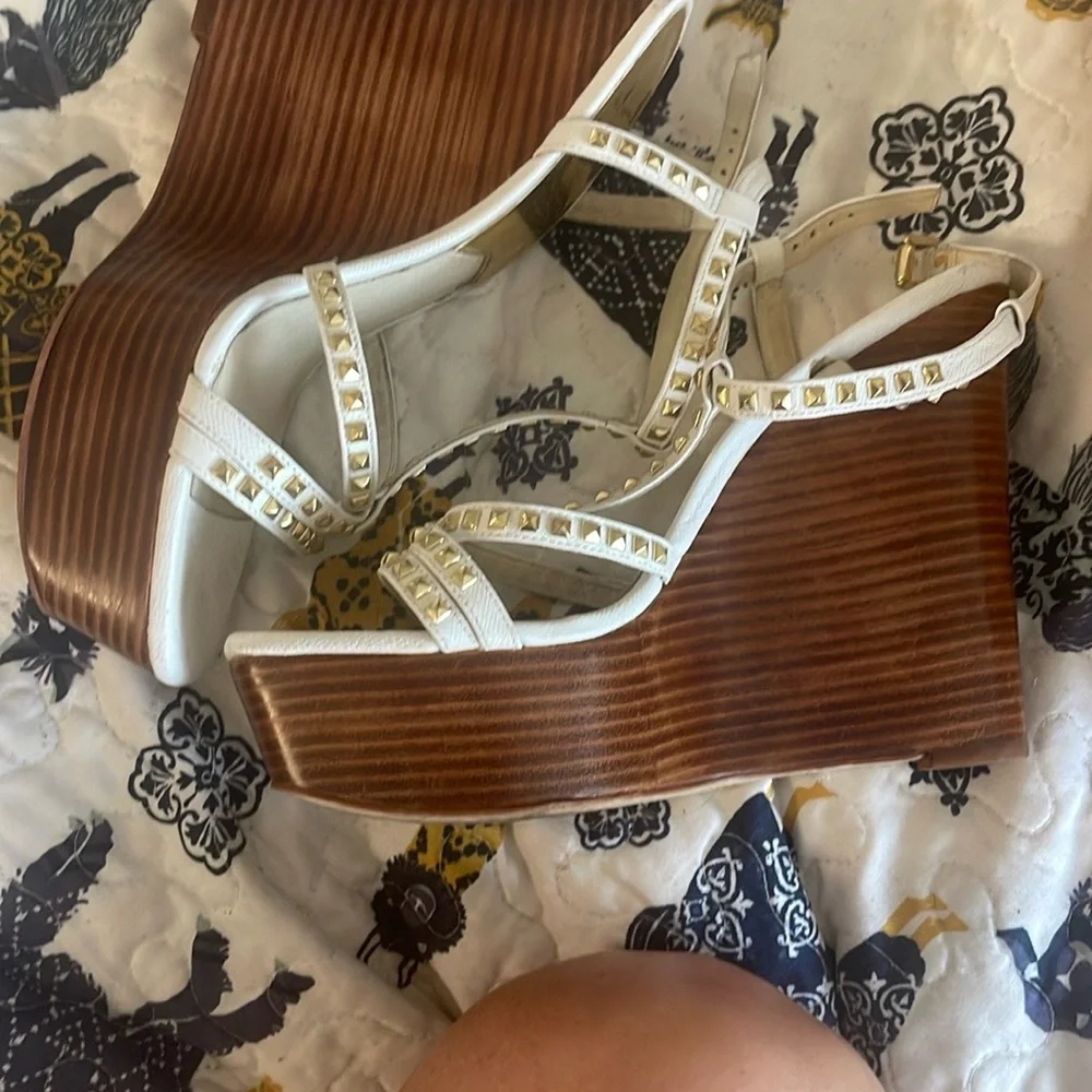 Michael Kors White and Brown Wedge Shoes - Picture 5 of 7